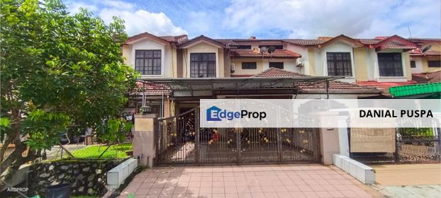 FOR SALE FACING OPEN MAIN ROAD Renovated  DOUBLE Storey Terrace 📍 Section 4, Bandar Baru Bangi.🔥FACING OPEN RESERVE PARKING, Selangor, Bangi