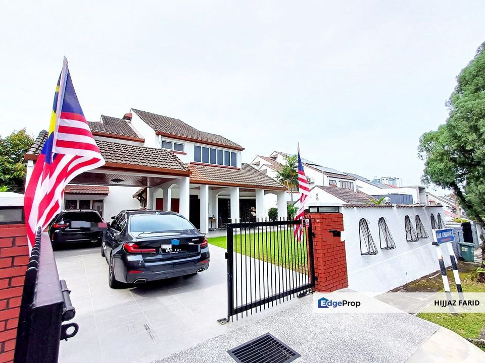 Big Land , Well Maintained 2 Storey Bungalow at Taman Tun Dr Ismail, KL, Kuala Lumpur, Taman Tun Dr Ismail