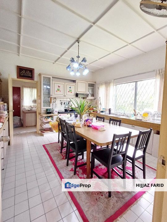 Big Land , Well Maintained 2 Storey Bungalow at Taman Tun Dr Ismail, KL, Kuala Lumpur, Taman Tun Dr Ismail
