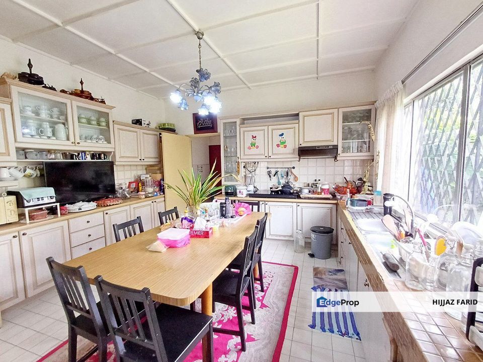 Big Land , Well Maintained 2 Storey Bungalow at Taman Tun Dr Ismail, KL, Kuala Lumpur, Taman Tun Dr Ismail