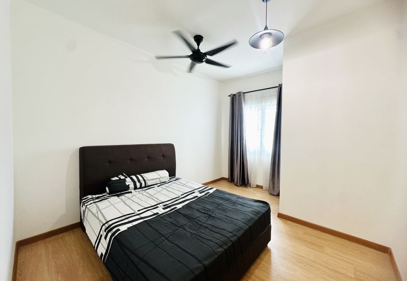 Albury 2, Taman Tasik Senangin