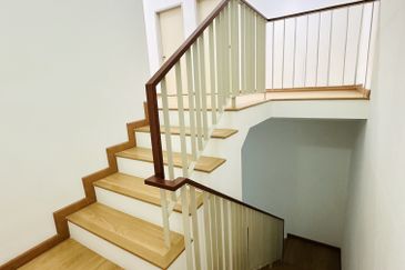 Albury 2, Taman Tasik Senangin