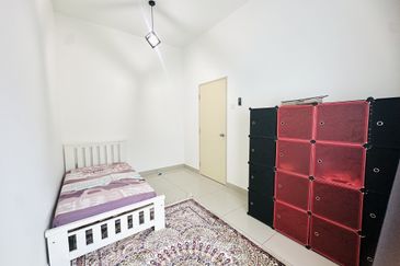 Albury 2, Taman Tasik Senangin