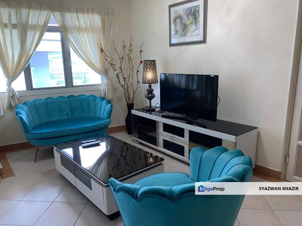 FACING POOL, PERDANA EXCLUSIVE CONDO, DAMANSARA PERDANA, Selangor, Damansara Perdana