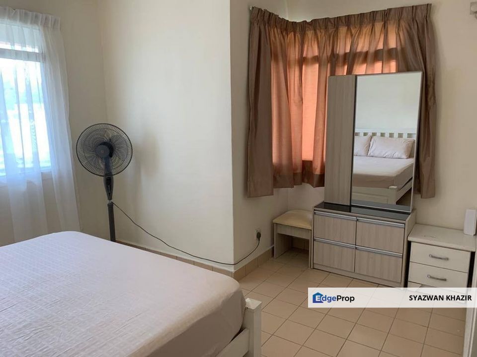 FACING POOL, PERDANA EXCLUSIVE CONDO, DAMANSARA PERDANA, Selangor, Damansara Perdana