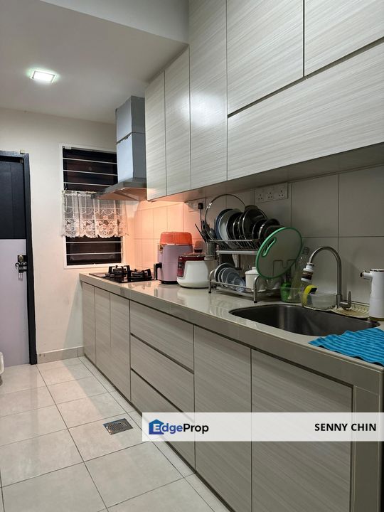 Taman Kencana Cheras Ampang  3 Storey ~ Intermediate For Sale, Selangor, Cheras South