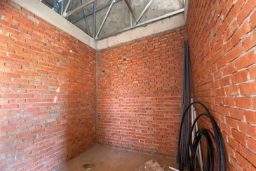 TAMAN BESTARI - PENDANG