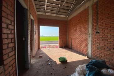 TAMAN BESTARI - PENDANG