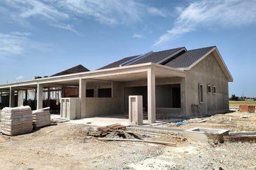 TAMAN BESTARI - PENDANG