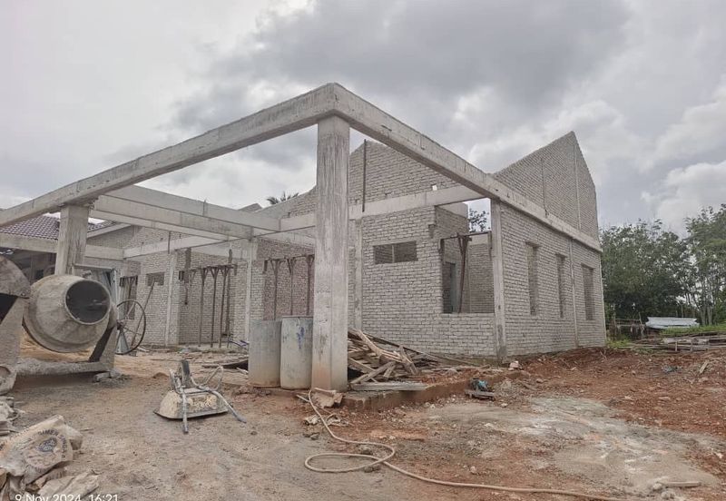 TAMAN PUTERI - POKOK SENA