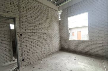 TAMAN PUTERI - POKOK SENA