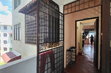 Taman Pinggiran Alma Flat