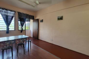 Taman Pinggiran Alma Flat