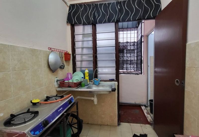 Taman Pinggiran Alma Flat