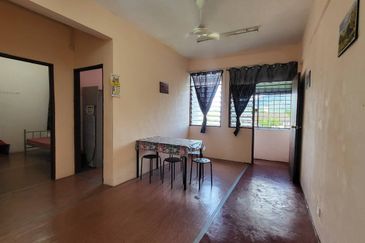 Taman Pinggiran Alma Flat