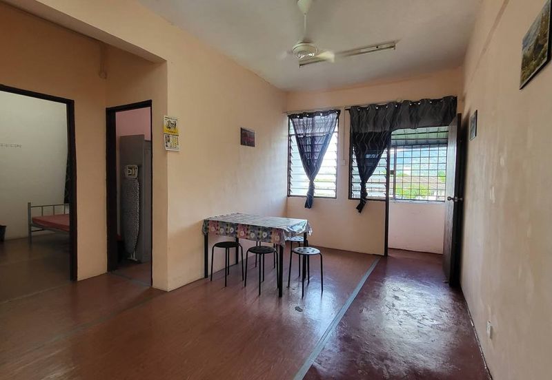 Taman Pinggiran Alma Flat