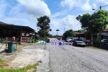 KAMPUNG BARU SUNGAI KARANGAN