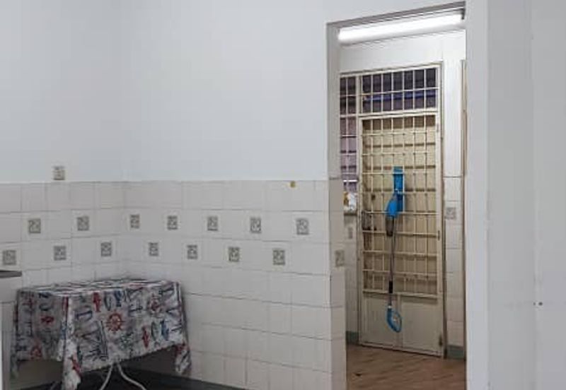 BANDAR LAGUNA MERBOK (TERES)