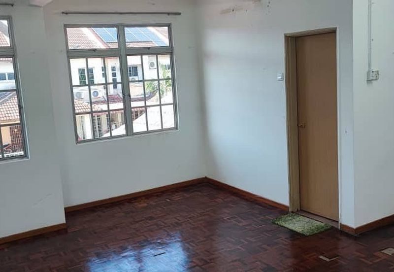 BANDAR LAGUNA MERBOK (TERES)