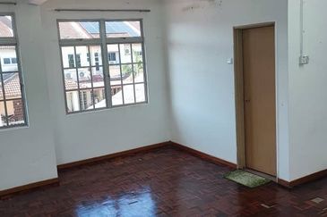 BANDAR LAGUNA MERBOK (TERES)