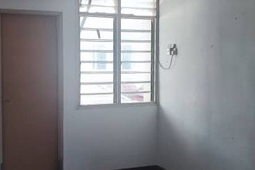 BANDAR LAGUNA MERBOK (TERES)