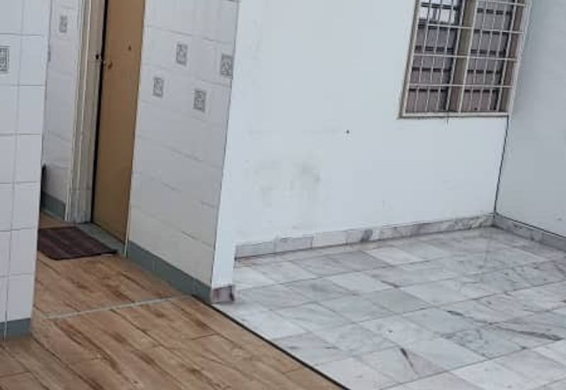 BANDAR LAGUNA MERBOK (TERES)