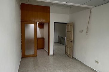 TAMAN SEJATI INDAH 3(B) 1