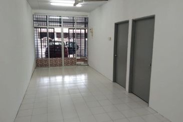 TAMAN PUTERI LAGENDA