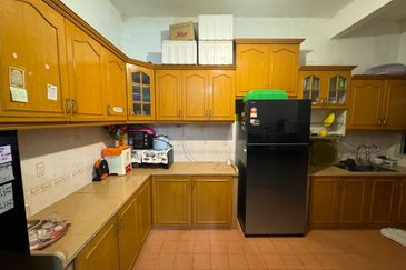 Bandar Laguna Merbok