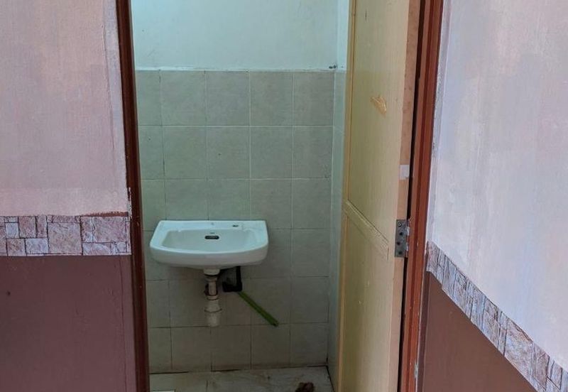 TAMAN PUTERI LAGENDA