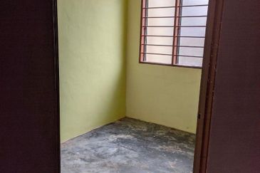 TAMAN PUTERI LAGENDA