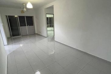 Residensi Laguna Biru 2