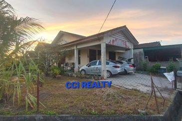 TAMAN KELISA RIA FASA 1