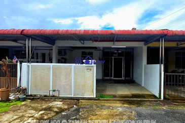 TAMAN PUTERI LAGENDA