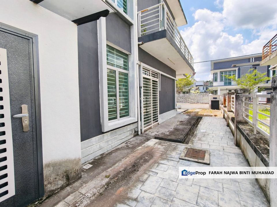 [RENOVATED] Double Storey Semi D Cluster @ Bandar Saujana Putra SP10, Selangor, Kuala Langat