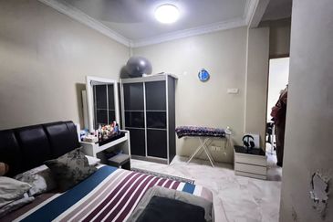 Kekwa Apartment @ Putra Perdana