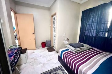 Kekwa Apartment @ Putra Perdana