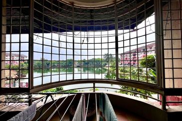 Kekwa Apartment @ Putra Perdana