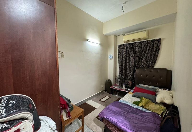 Jalan Spektrum U16 @ Taman Bukit Subang