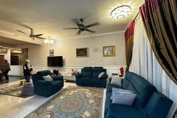 Jalan Spektrum U16 @ Taman Bukit Subang