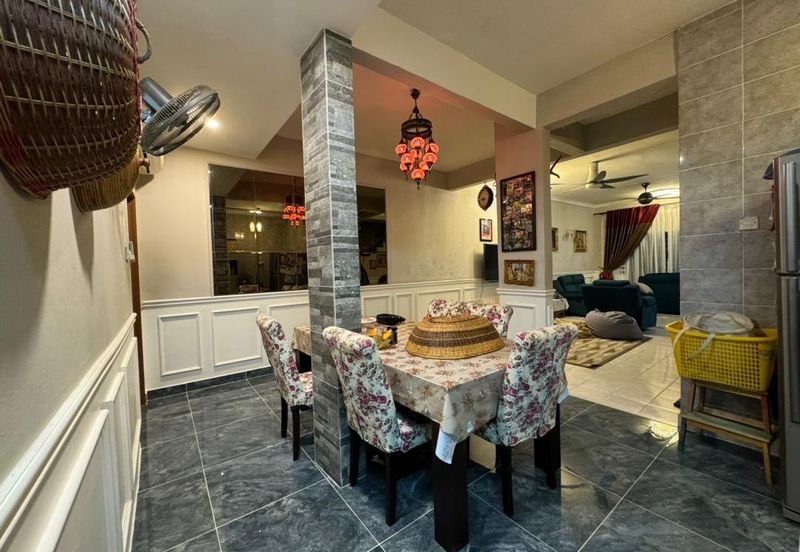 Jalan Spektrum U16 @ Taman Bukit Subang