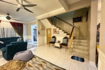 Jalan Spektrum U16 @ Taman Bukit Subang