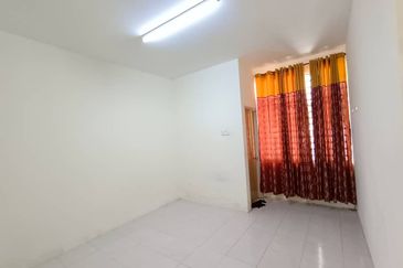 TAMAN SEMARAK - BUKIT JENUN