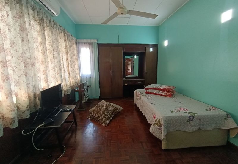 Seksyen 2, Shah Alam