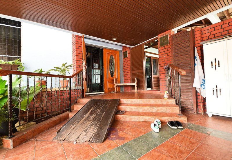 Seksyen 2, Shah Alam