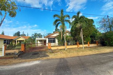 EXTRA LAND❗ Banglo Setingkat @ Darulaman Heights 2 Jitra