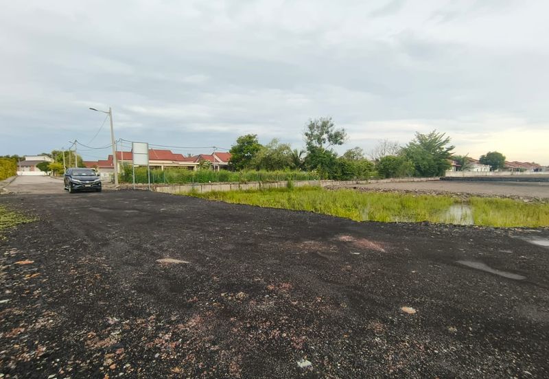 TAMAN NABIRA (JALAN HUTAN KAMPUNG)