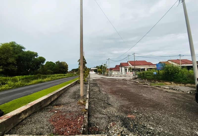 TAMAN NABIRA (JALAN HUTAN KAMPUNG)