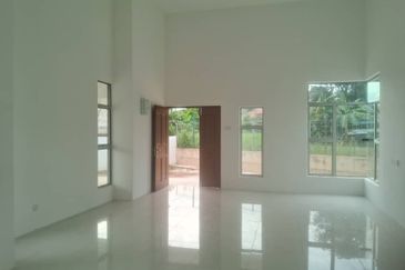 TAMAN LAMBAIAN JERAI (SRI AYU)