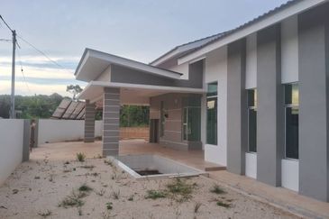 TAMAN LAMBAIAN JERAI (SRI AYU)